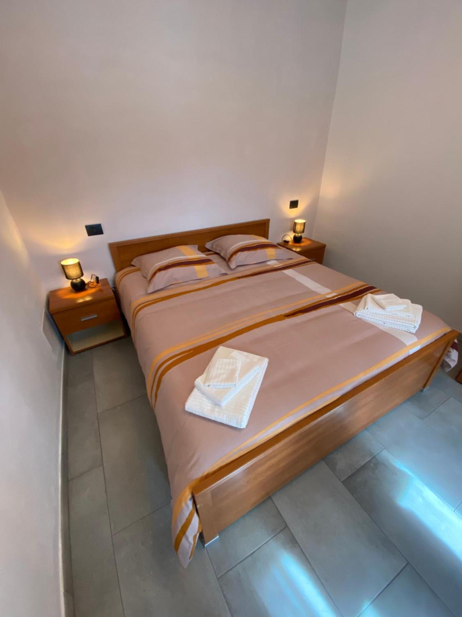 I Limoni Casa Vacanza Castelletto sopra Ticino Luaran gambar