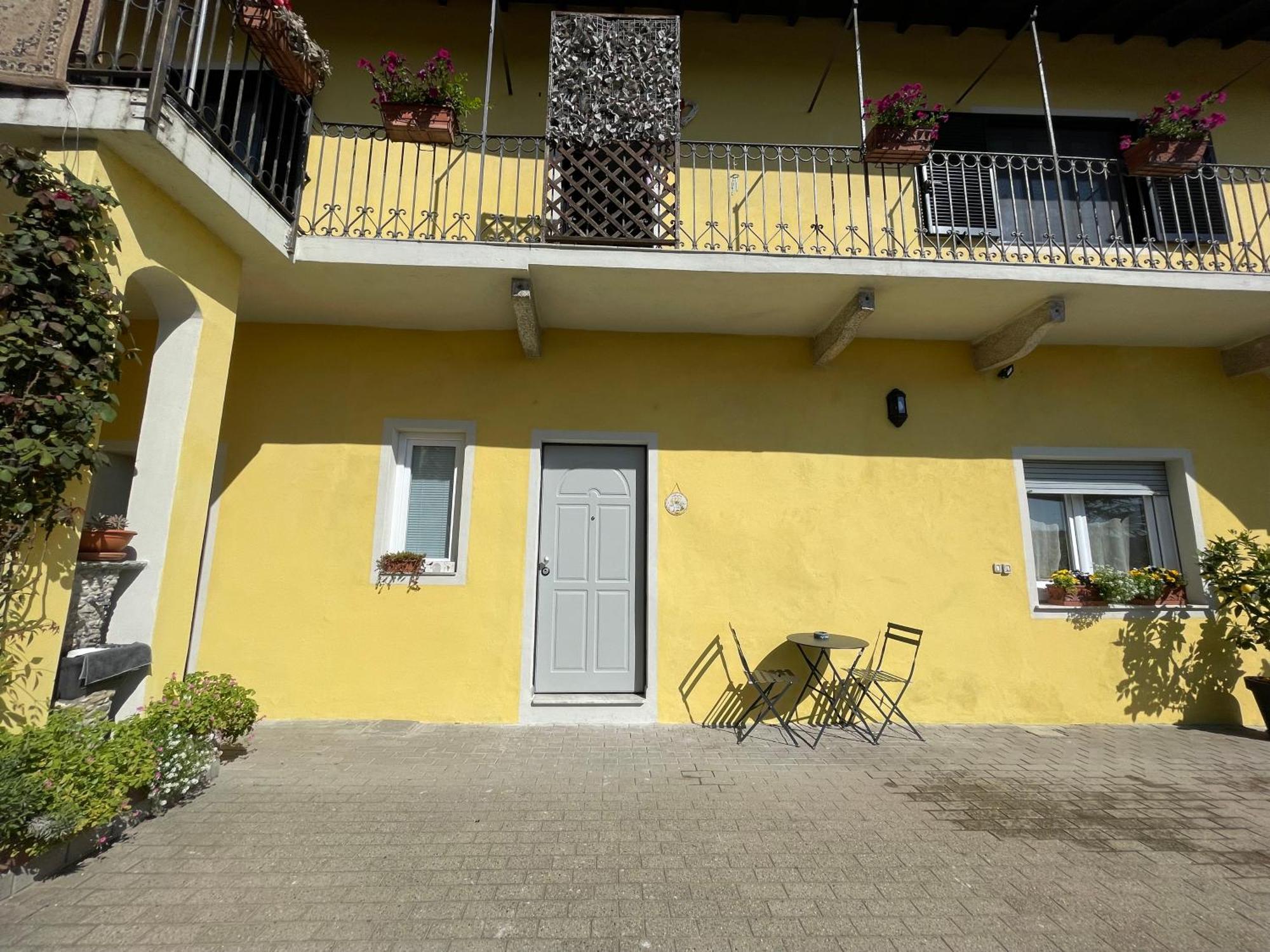 I Limoni Casa Vacanza Castelletto sopra Ticino Luaran gambar